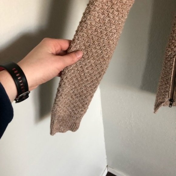 Madewell Women's Tan Sweater - Picture 5 of 8